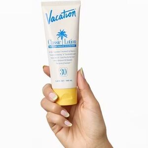 VACATION Classic Lotion SPF 30 FULL SIZE